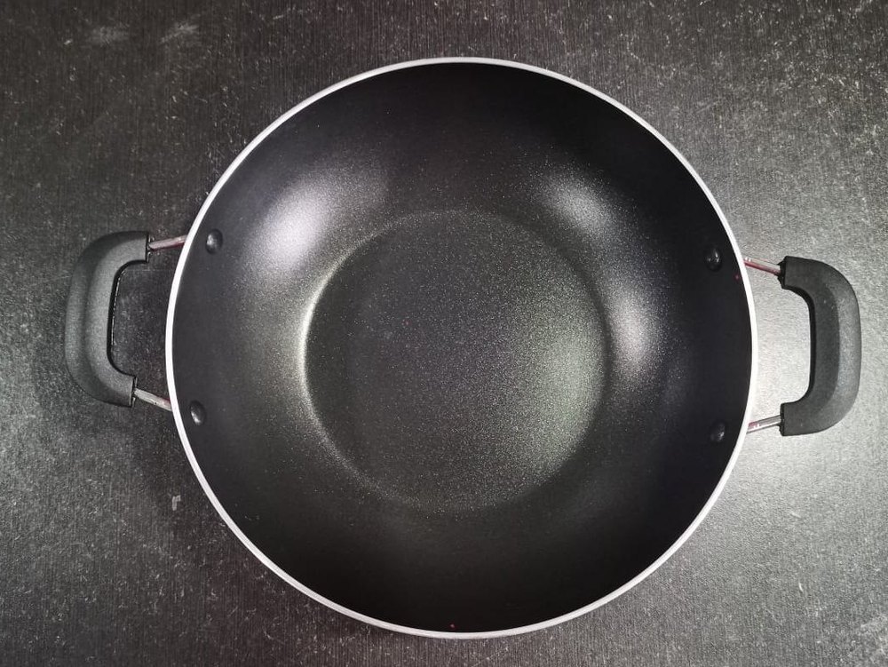 Aluminium Round Non Stick Deep Kadhai, Capacity: 2.5L, Size: 22 Inch