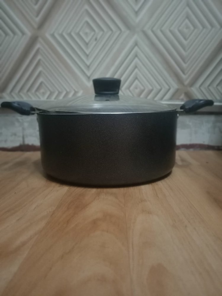 1p.c Black Non Stick Biryani Pot, For Kitchen, Size: 6ltrs