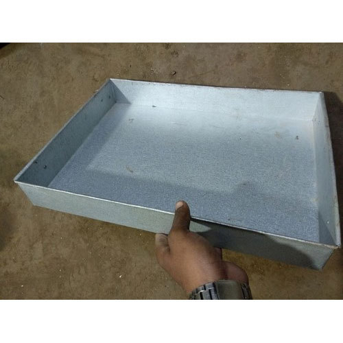 Rectangle Stainless Steel Baking Tray, Thickness (Millimetre): 1.5 mm, Size: 10 mm To 550 mm