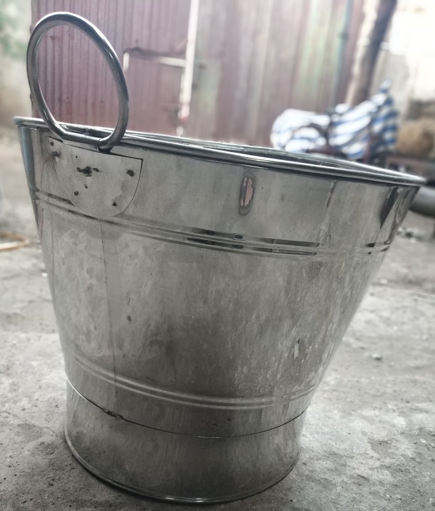 Stainless Steel Tub, Capacity: 0-250 L