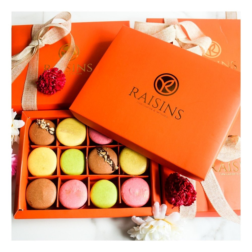 Raisins Jain Macaron, Box