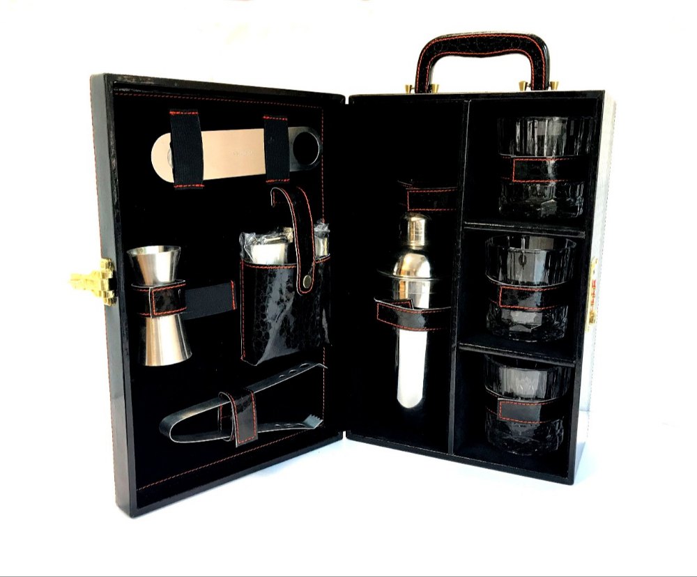 A.V.Enterprises Black Crocodail Portable Bar Set, Thickness: 6 mm, Size: 14\'\'X8\'\'X6\'\'