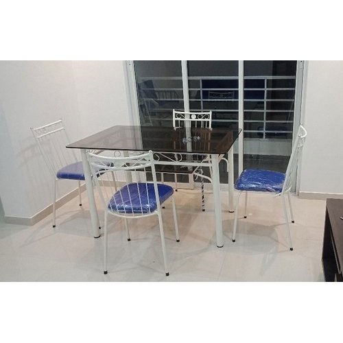 Metal Dining Set, For Home, Seating Capacity: 4 Seater