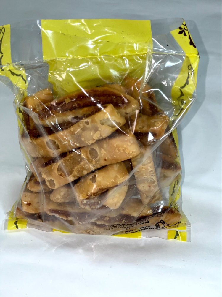 Surbhi Salty Methi Bhakharwadi, Packaging Size: 1kg