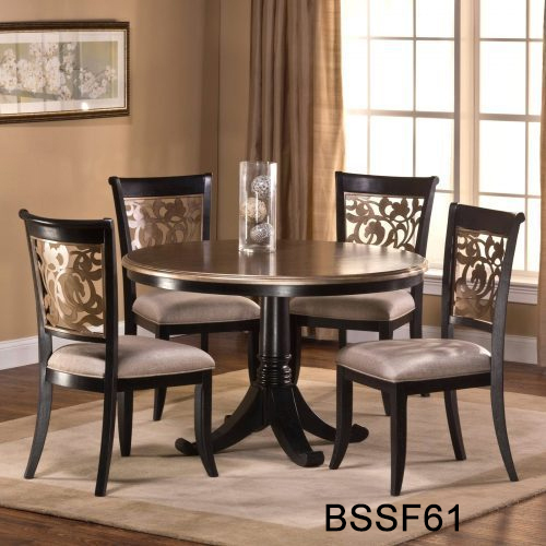 Wood 4 Seater Round Table Dining Set