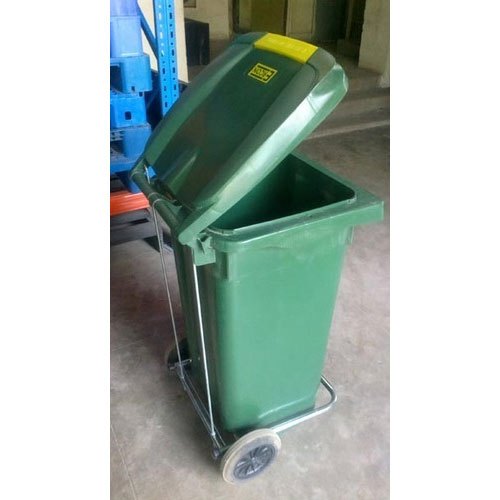 Ercon Plastic Wheel Bins With Foot Pedal for Outdoor