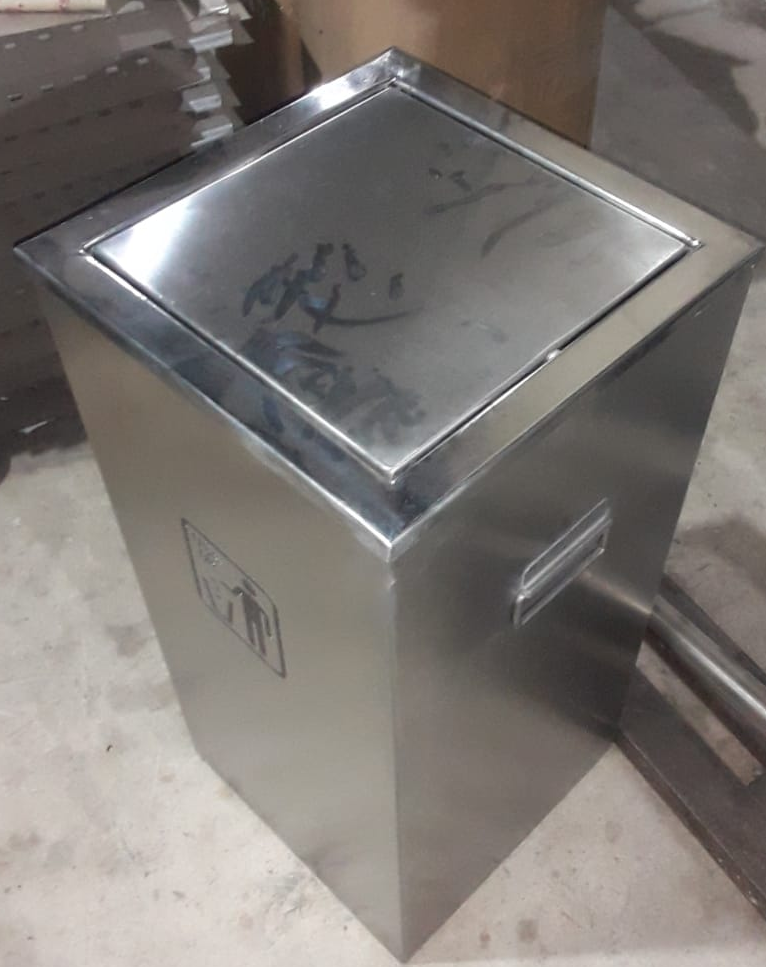 ATI SS304 Stainless Steel Dustbin, Capacity: 5 TO 100 LITER, Size: 10 Inch To 20 Inch