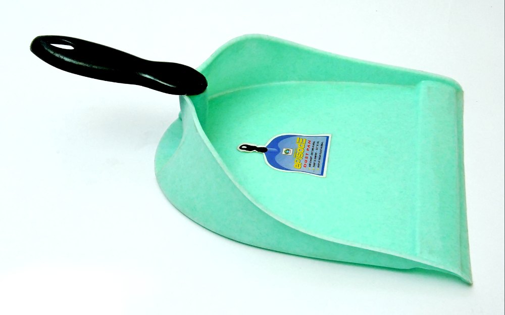 Plastic Green Episode Dustpan