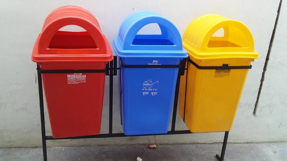 Plastic Dustbin Stand