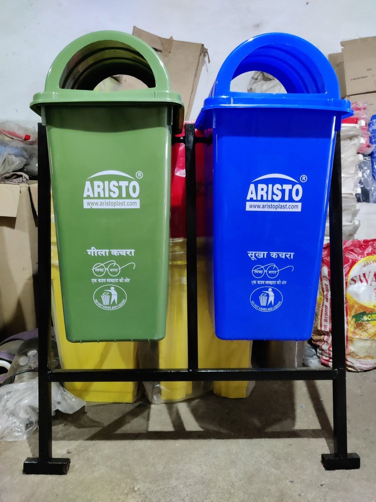 Green Standing Plastic Dustbin 100 Ltr With Stand, For Outdoor, Size: 3.4