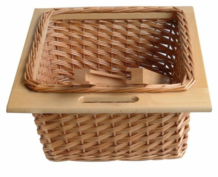 Brown Wicker Basket Wooden Runner, For Kitchen, Size: 400 -600 mm