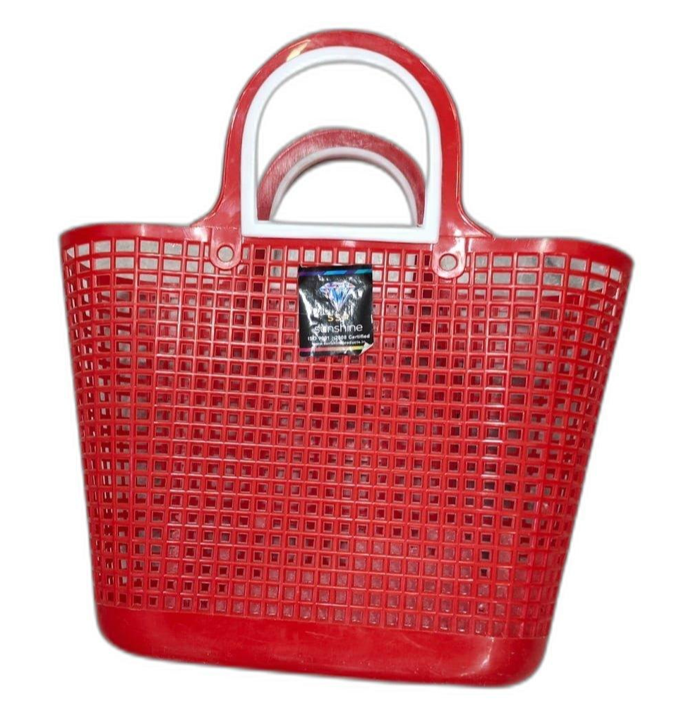 Square Red Plastic Vegetable Handle Basket, For Home, Design/Pattern: Plain