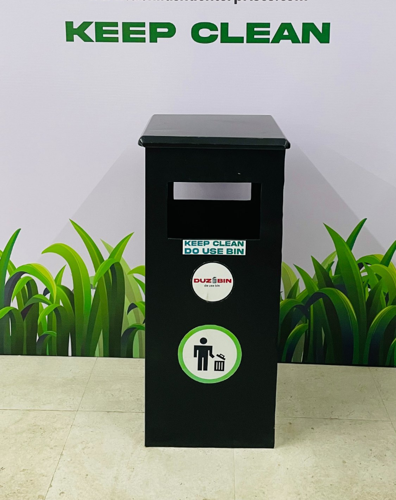 Black MS 90 Litre Outdoor Mild Steel Dustbin