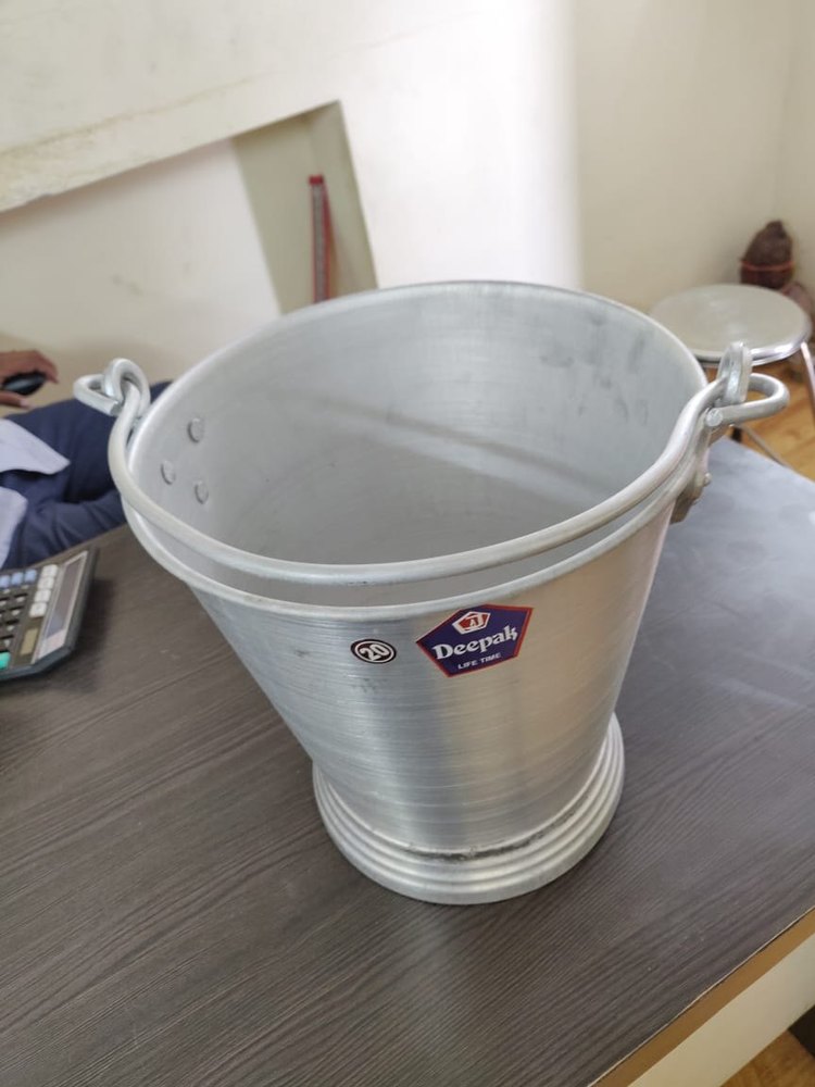 Deepak Silver Aluminium Bucket