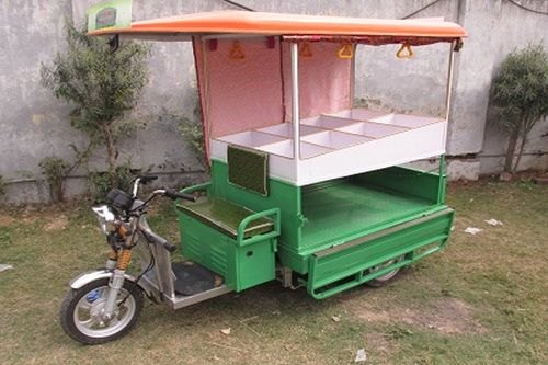 DELHEE Vegetable Rickshaw Cart, Vehicle Model: New