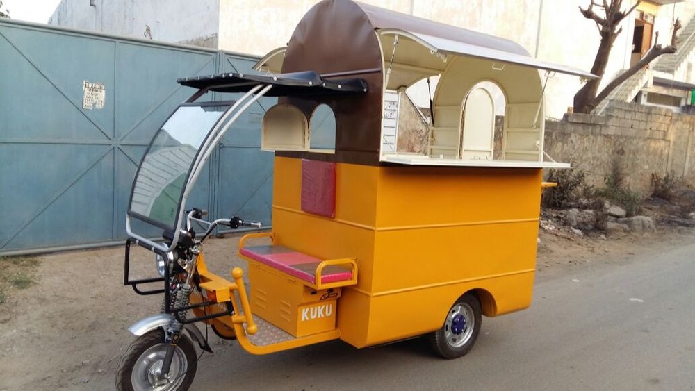 Three Wheelers E Rickshaw Food Cart, Maximum Run Per Charge: 80-100 km, Loading Capacity: Upto 500 kg