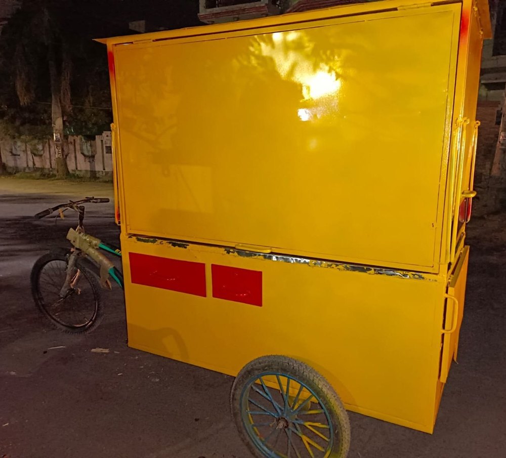 Three-Wheel MS Tricycle Courier Cart, Load Capacity: 100 Kg