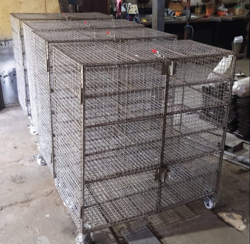 4 Nos Stainless Steel SS Cage Trolley With Wheels, Model Name/Number: 21-22/MIPL00079, Load Capacity: 400 KG