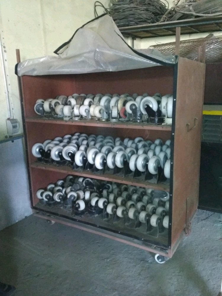 Mild Steel Storage Trolley, For Induatrial