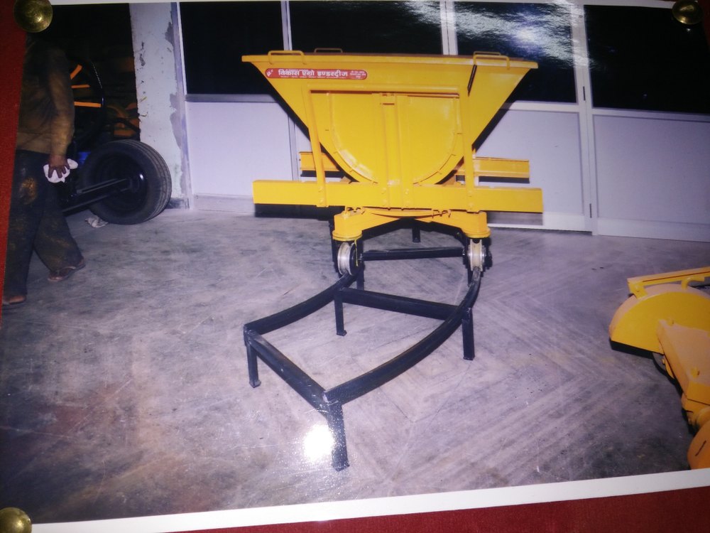 Vikas 3 Feet Tilting Bucket Slab Trolley, For Industrial, Load Capacity: 460 kg