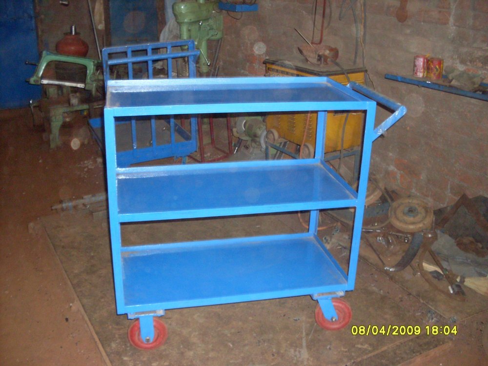 Industrial Tray Trolley, Model Name/Number: DE-153