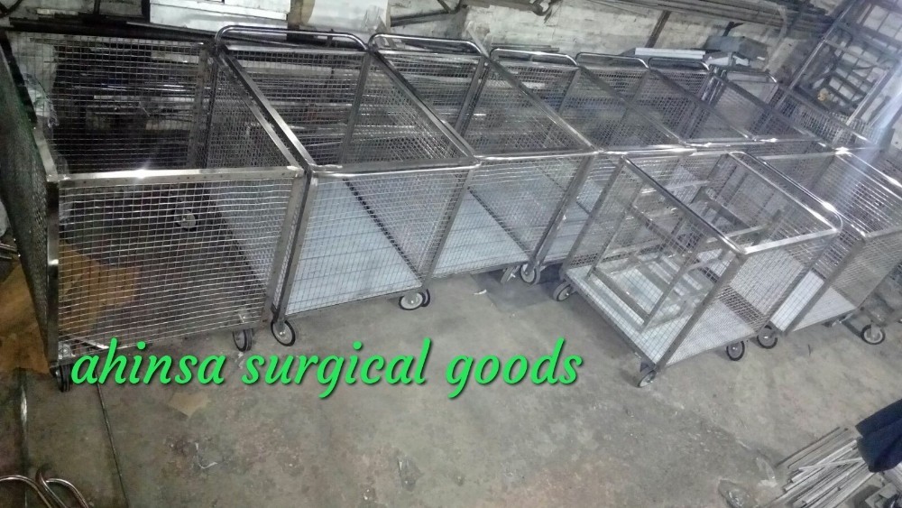 Stainless Steel Blue Laundry Trolley, For Hospitals, Model Name/Number: M