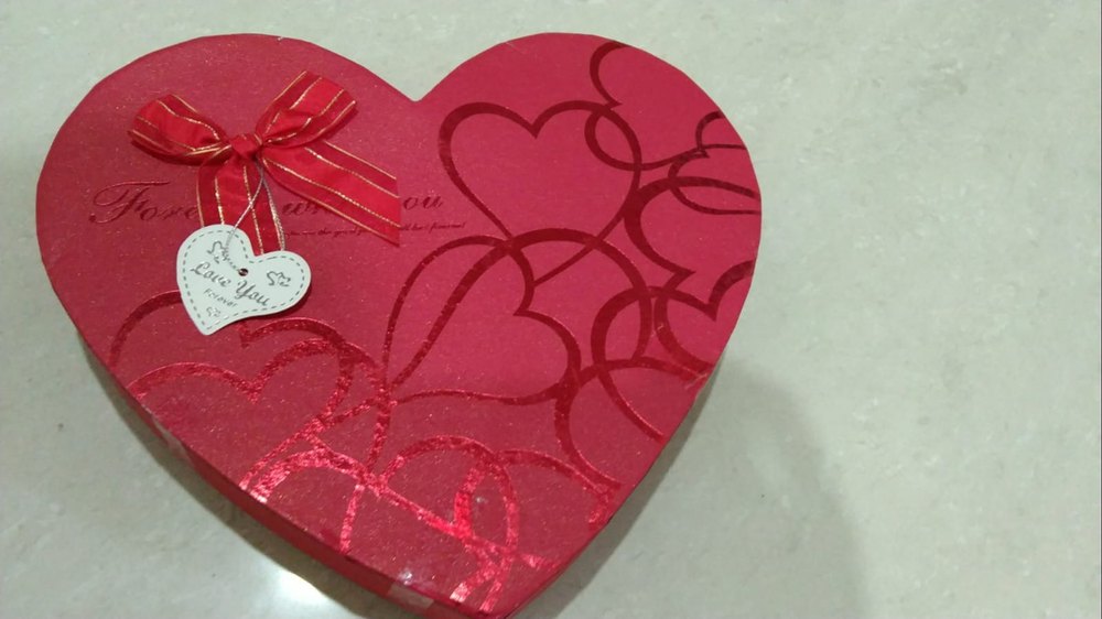 Tohfa Chocolate Gift Boxes Heart Shape WITH CHOCOLATES