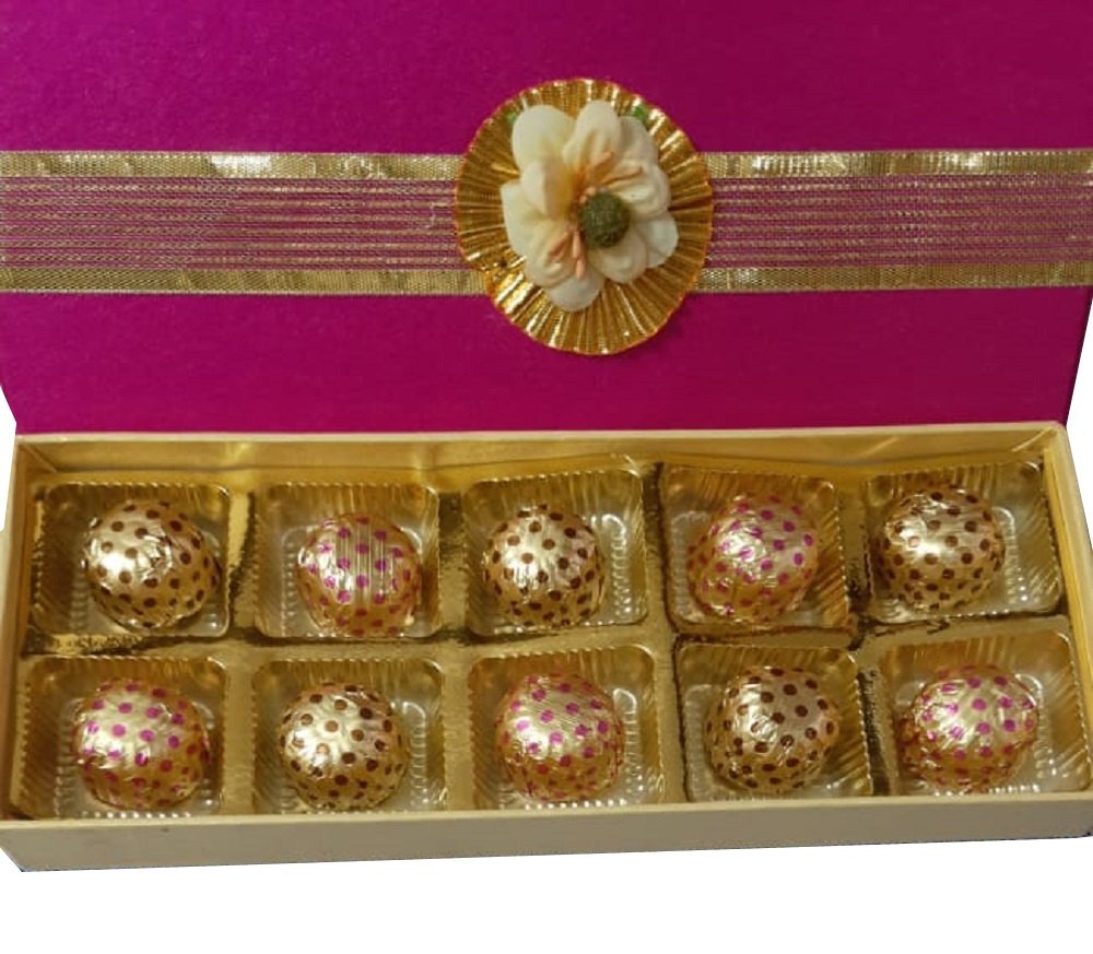 Rectangle Eggless Mint Chocolate Gift Pack, For Gifting, Box Capacity: 500 g