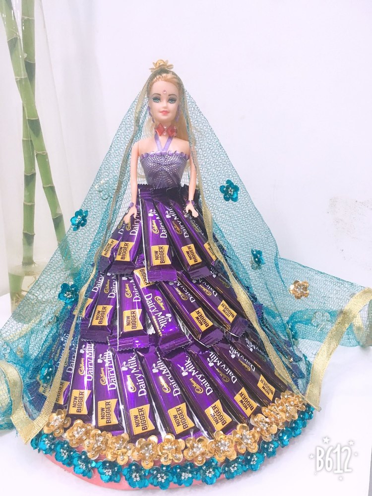 Round Wedding Barbie Chocolate Gift