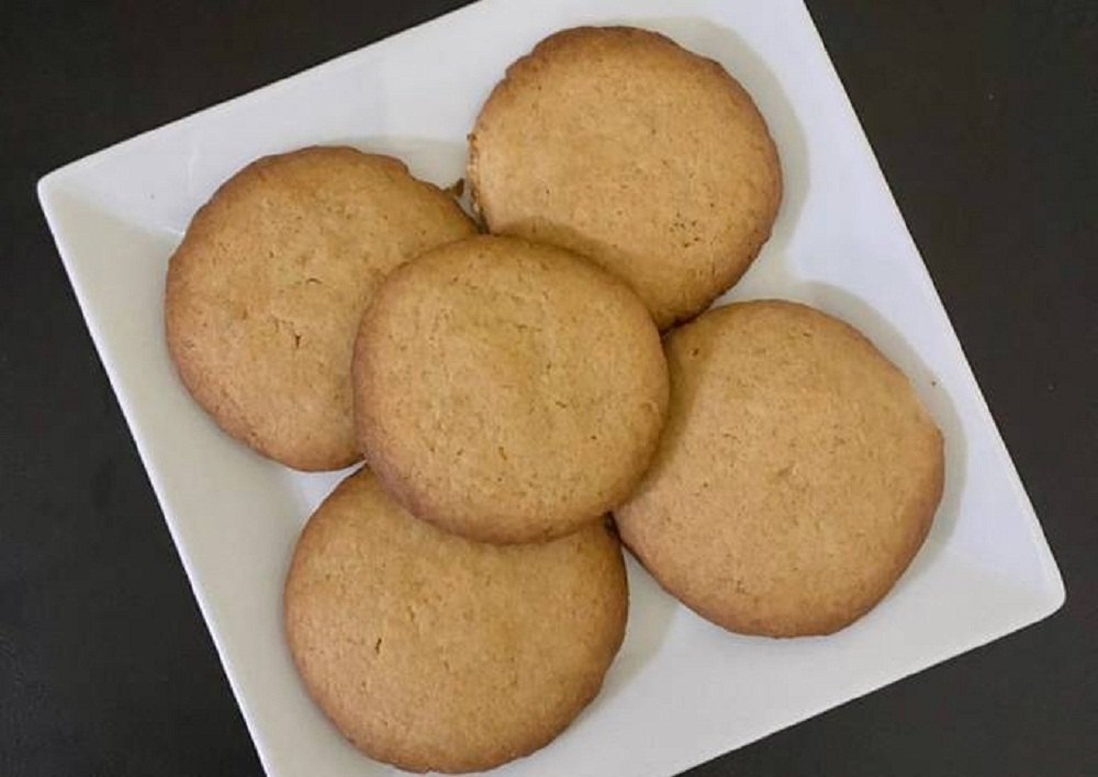 Sweet Round Butter Biscuit