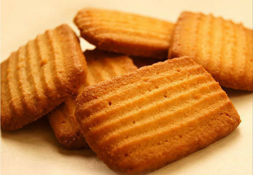 Wheat Atta Biscuit, Packaging Type: Packet