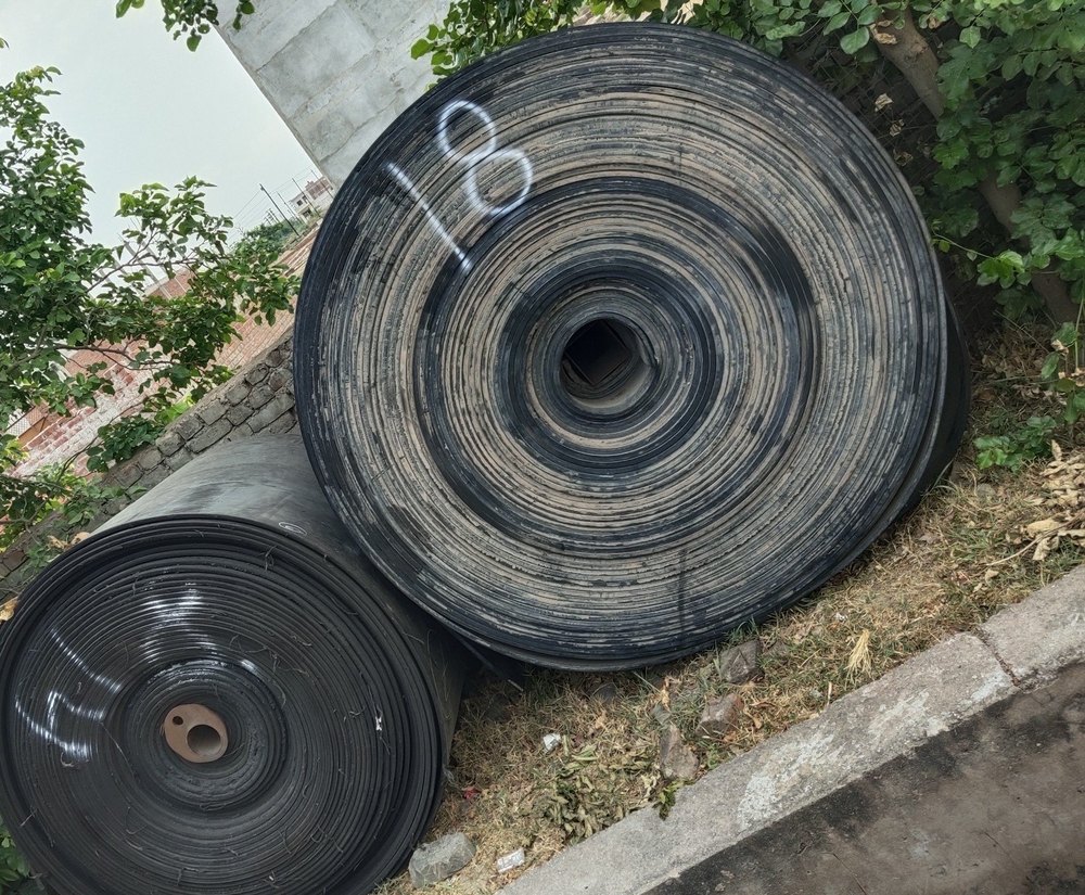 Black Rubber Abrasion Resistant Conveyor Belt, Belt Thickness: 12 mm