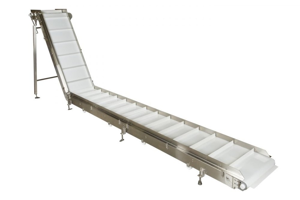 Stainless Steel Inclined Conveyor with Modular Cleated Sidewall Belt, Belt Width: Up to 2400 mm img