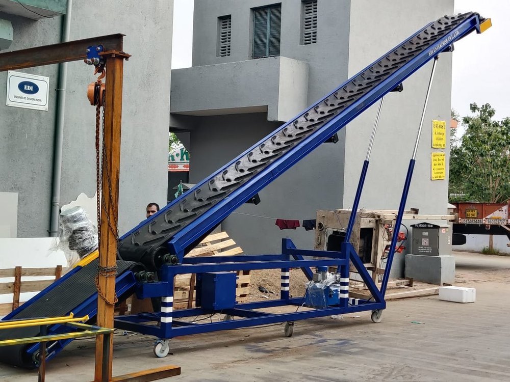 Mild Steel Truck Loader Conveyor, For Bags/Box Conveyors img