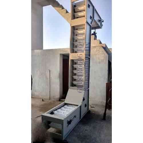 Mild Steel Z Type Bucket Conveyor, Capacity: 0.5 Ton