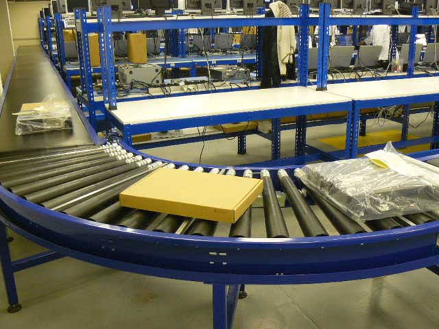 Ferron Equipments Mild Steel Industrial Packaging Roller Conveyor, Capacity: 100-150 Kg Per Feet img