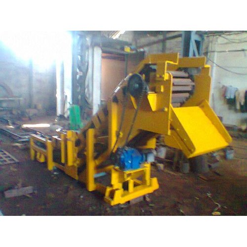 Chain Scrap Conveyor, Material Handling Capacity: 10 Ton