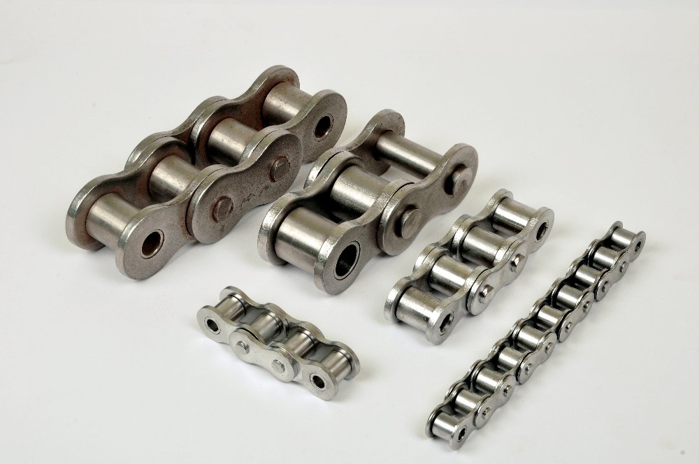 Rotate 0.5 To 2 Transmission Chains Standard Roller Chains, Roller Dia: 8.5 Mm - 29.2mm, Inside Width: 8.5 Mm - 31mm img