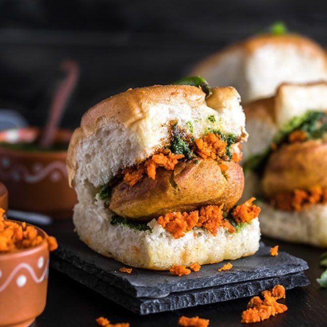 Maharashtrian Food Vada Pav img