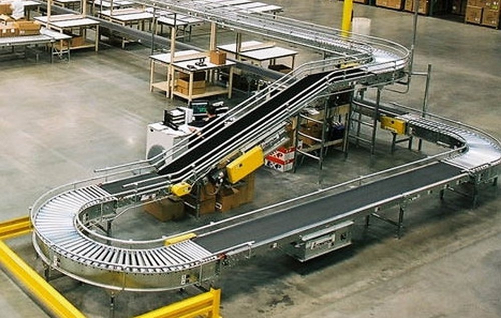 Mild Steel Powered Roller Conveyor, Capacity: 50-100 kg/feet