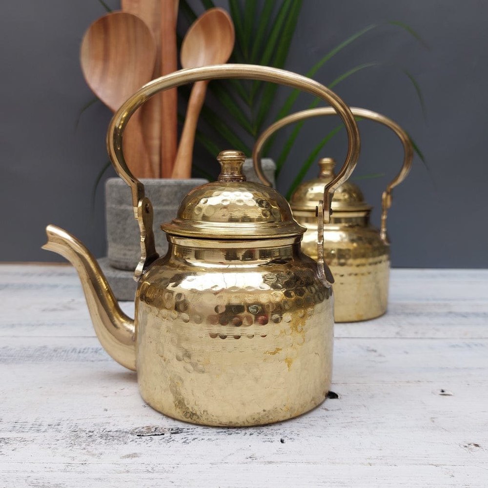 DEVARDHI Shiny Brass Kettle with Kalai, For Restaurant img