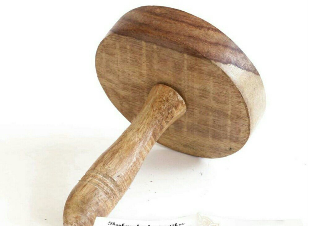 Round Wooden Paratha Sakhni