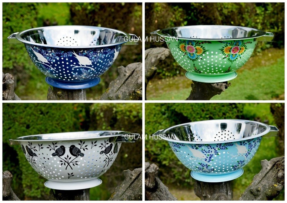 Stainless Steel Round Hand Painted Colanders (Kashmir), Usage: Home img