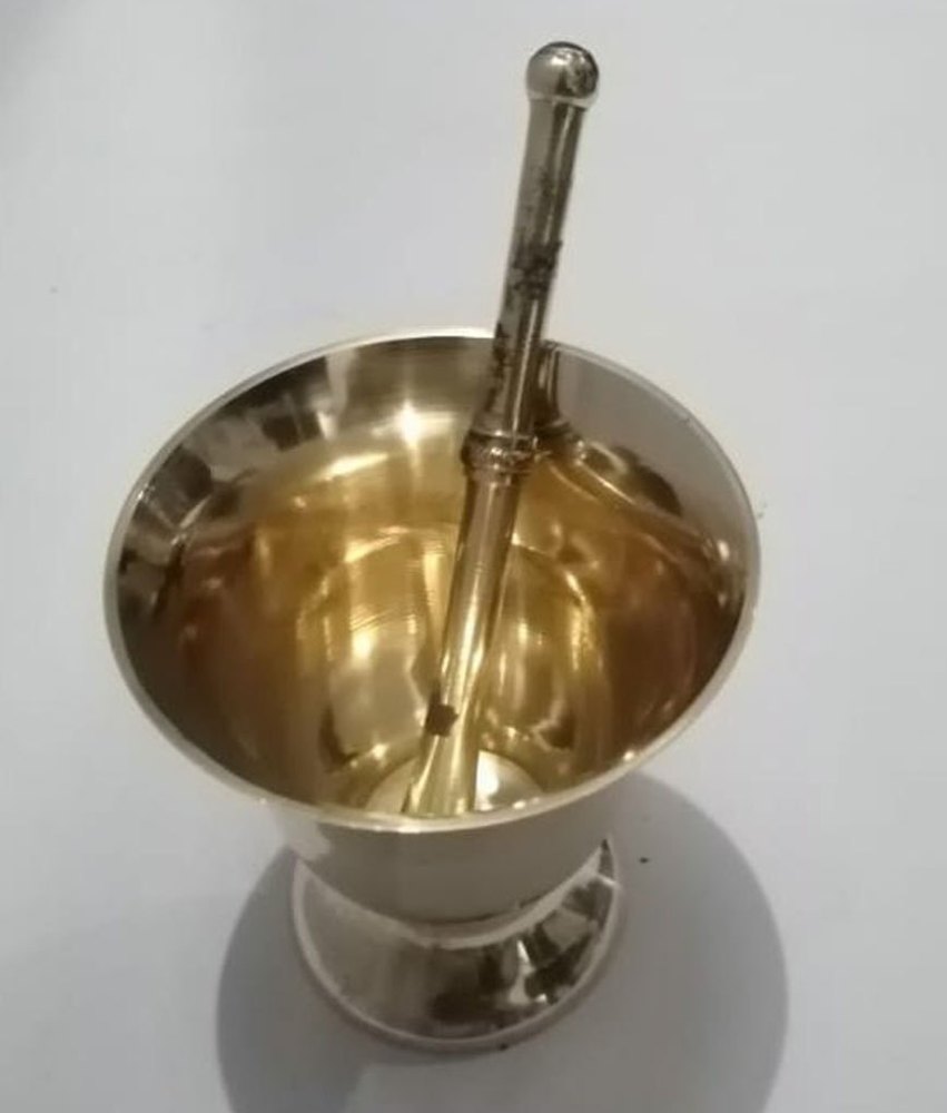 Round Golden Brass Pan Kutti, For Home, Hotels And Restaurants