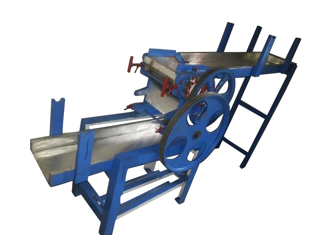 SS Color Coated Semi Automatic Noodle Making Machine, Capacity: 40 kg Per Hour