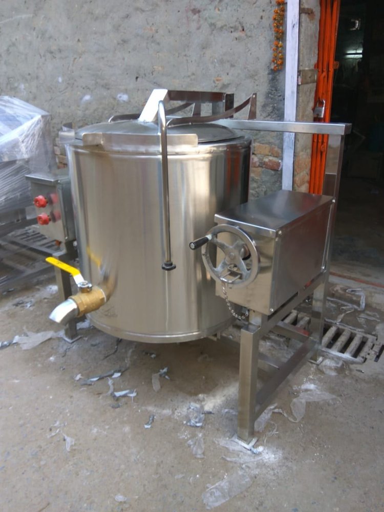 AE Silver Bulk Cooker Gas operated 150ltr, For Hotel, Capacity: 150 Liter