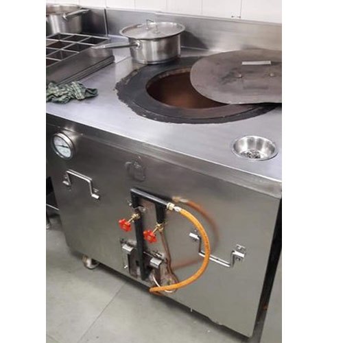 Stainless Steel SS Square Gas Tandoor, Capacity: 200 Litre