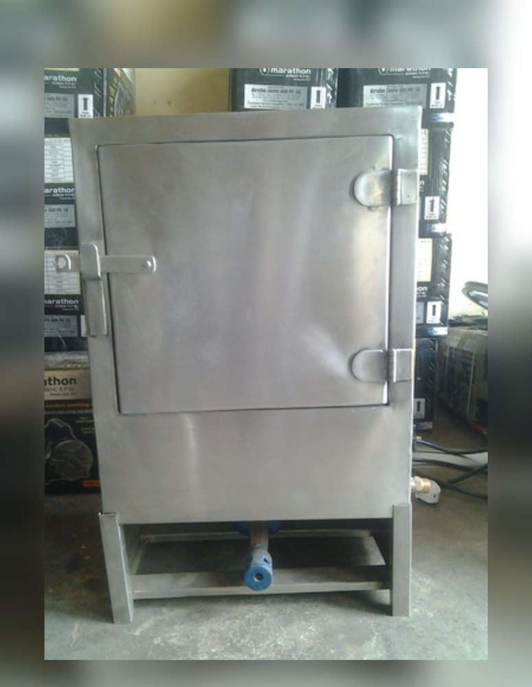 SS304 Stainless Steel Gas Idly Steamer, For Hotel, Capacity: 100 Liters