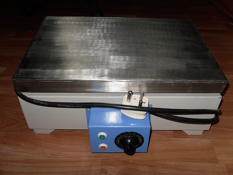 Stainless Steel SS Electric Hot Plate, For Laboratories, Size: 12x18