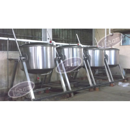 Stainless Steel Commercial Steam Cooking Vessel, Capacity: 500-1000 L
